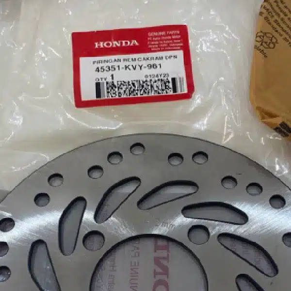 AHM Pircak CBS Vario Beat 45351 KVY 961