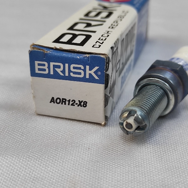 BRISK Busi AOR12-X8 X-Line Racing