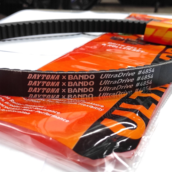 DAYTONA Vbelt +Roller Aerox 4908