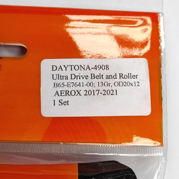 DAYTONA Vbelt +Roller Aerox 4908