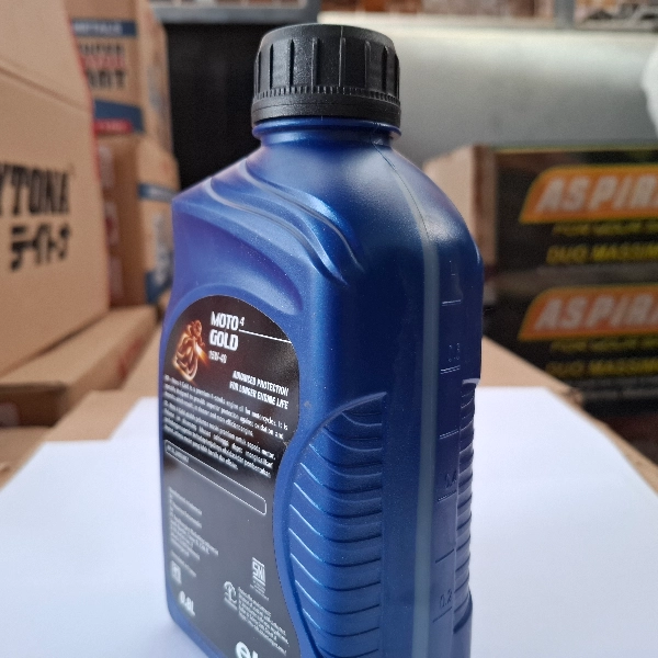ELF MOTO 4 Gold 15W40 Oli Bebek 0.8L