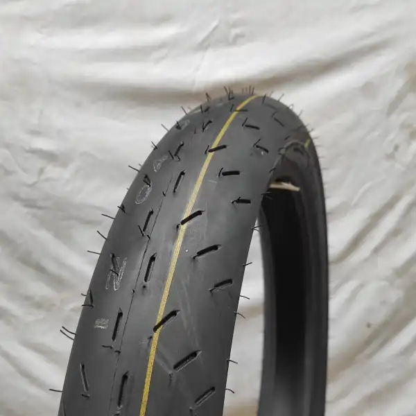 IRC Fasti 2 Ban Tubeless 90/80-17