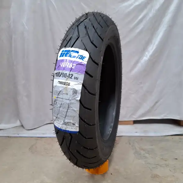 IRC NR82 Ban Tubeless 100/90-12