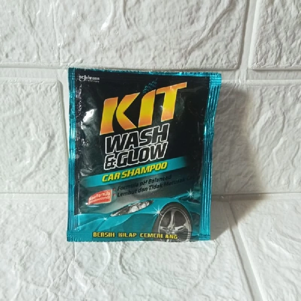 KIT Shampoo Wash & Glow Sachet Hijau 30ml