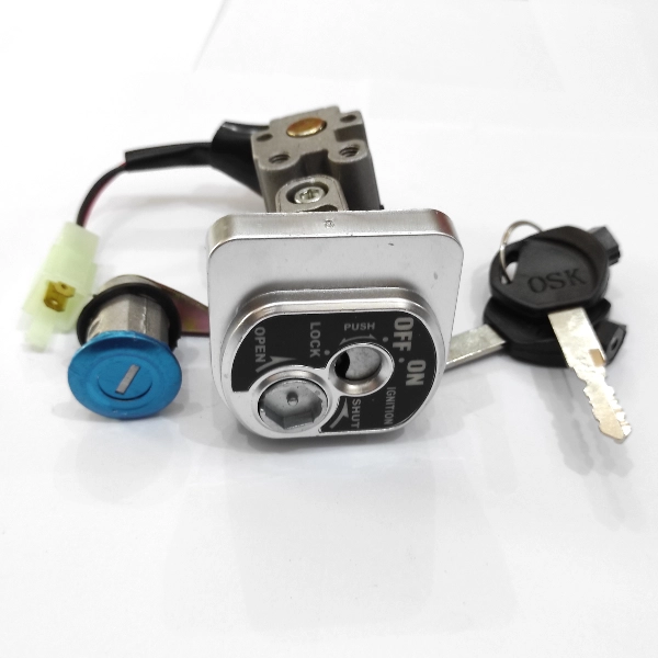 LOKAL Kunci Kontak Blade Revo ABS + Jok