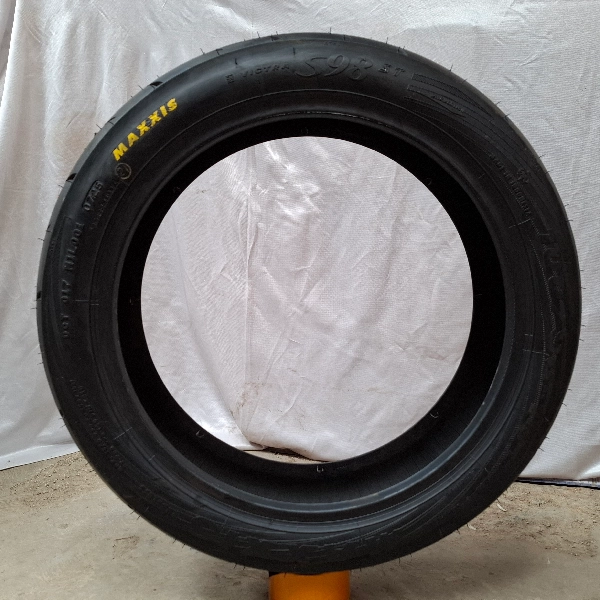MAXXIS VICTRA S98 100/90-14 (TL)