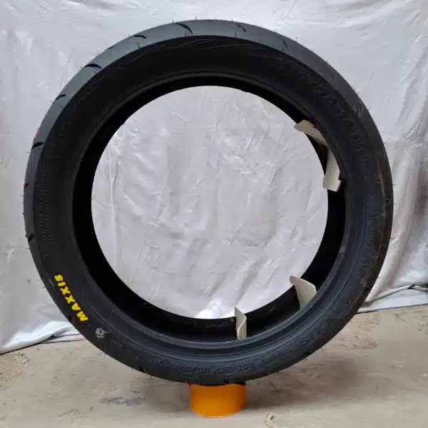 MAXXIS VICTRA S98 110/70-14 (TL)