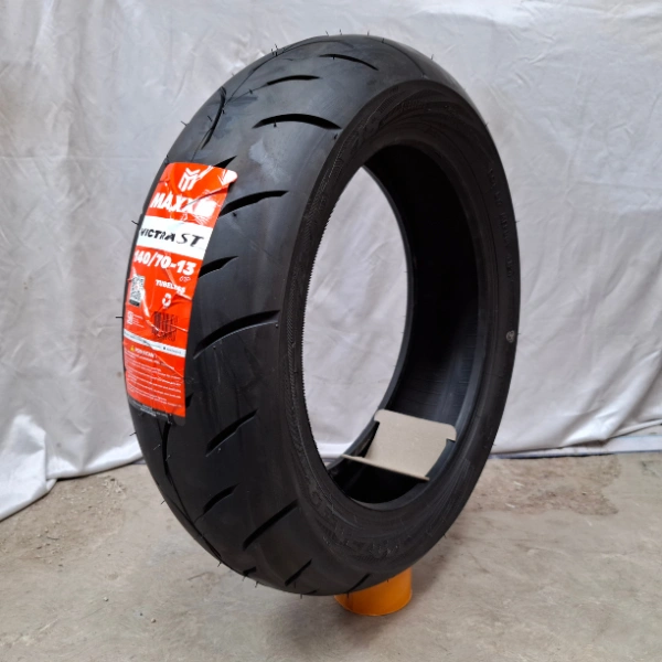 MAXXIS VICTRA S98 140/70-13 (TL)