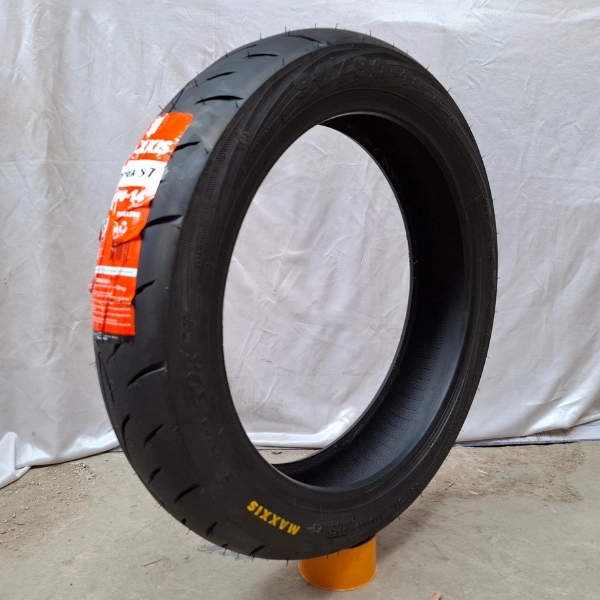 MAXXIS VICTRA S98 90/90-14 (TL)