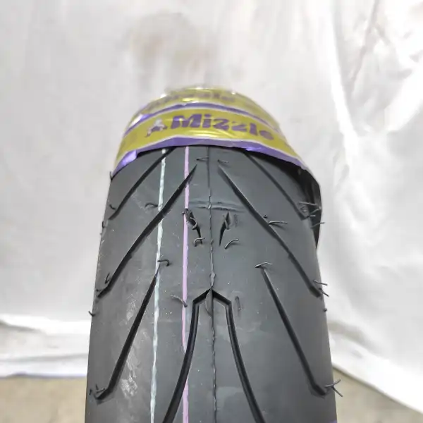 MIZZLE M66 Ban Tubeless 90/80-14