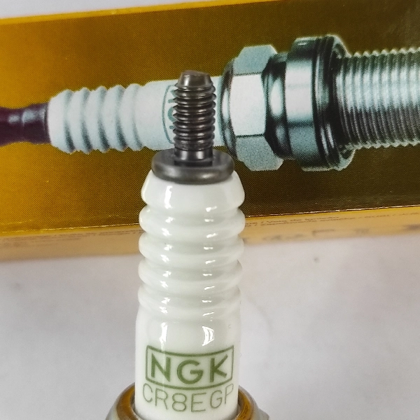 NGK Busi G-Power CR8EGP