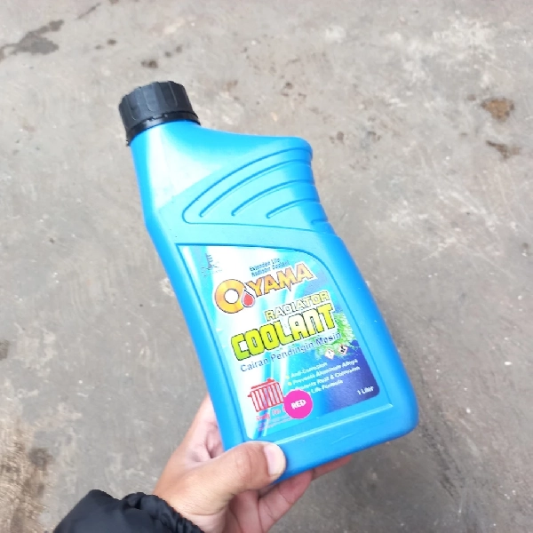 OYAMA Air Radiator Coolant 1L (Merah)