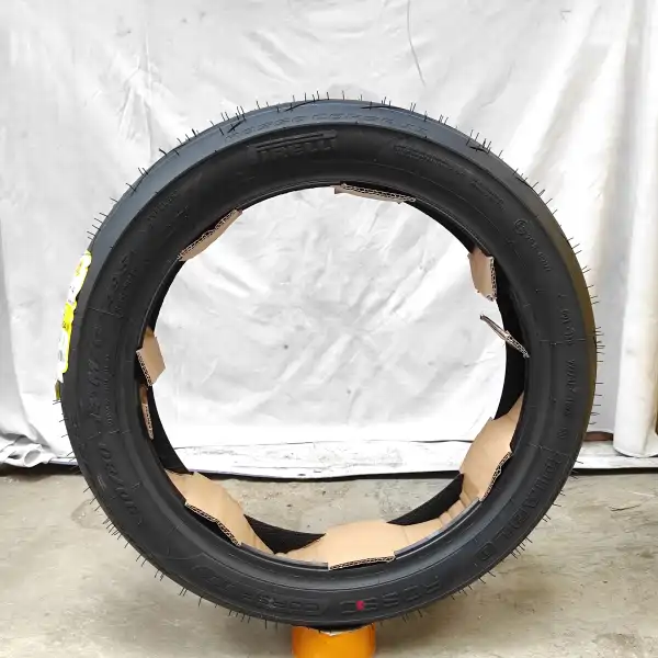 PIRELLI Diablo Rosso Corsa II 90/80-14